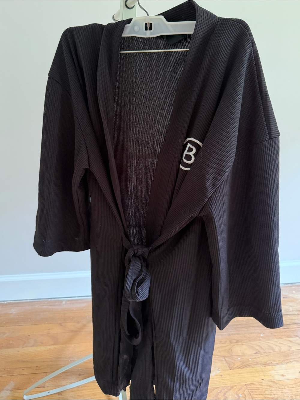 Women's Black Waffle-Knit Tie-Front Robe
